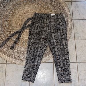 Snakeskin Stretchy Trouser Pants